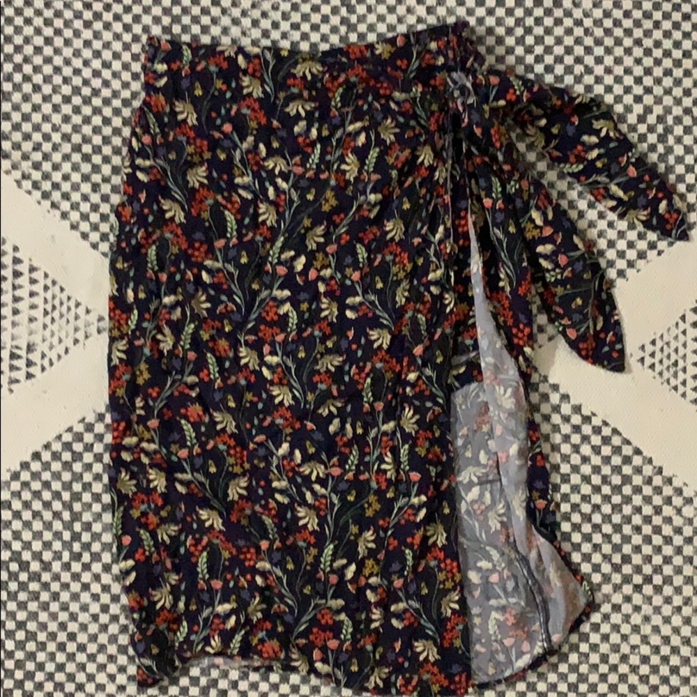 Zara floral skirt